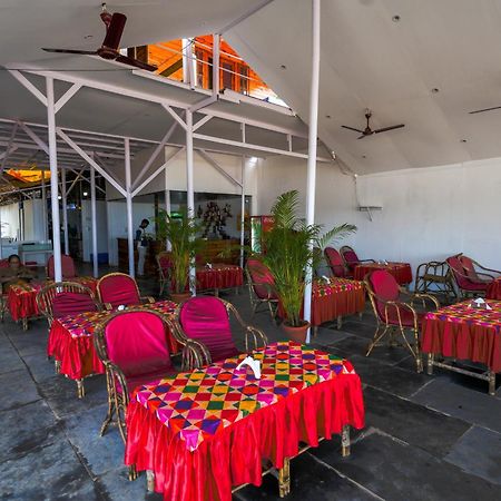 Om Sai Beach Resort อากอนดา ภายนอก รูปภาพ