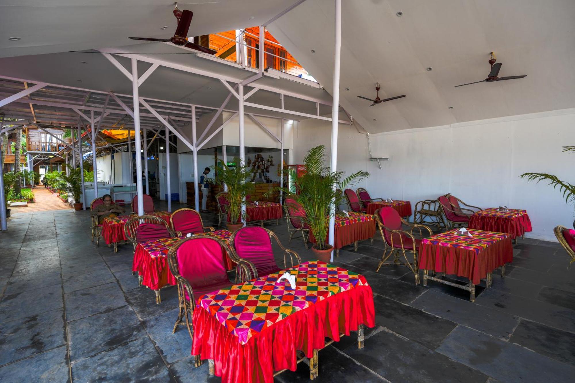 Om Sai Beach Resort อากอนดา ภายนอก รูปภาพ