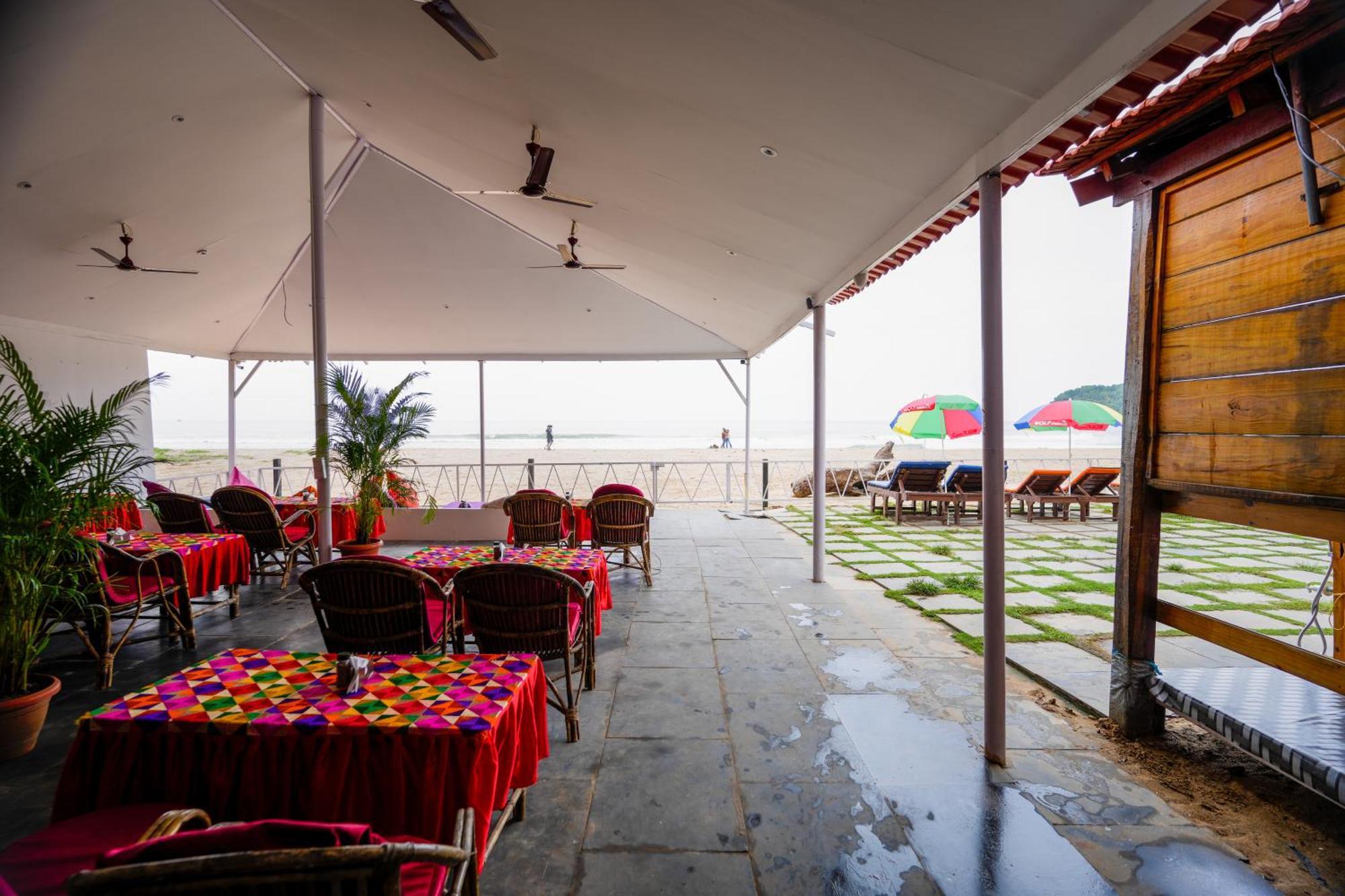 Om Sai Beach Resort อากอนดา ภายนอก รูปภาพ
