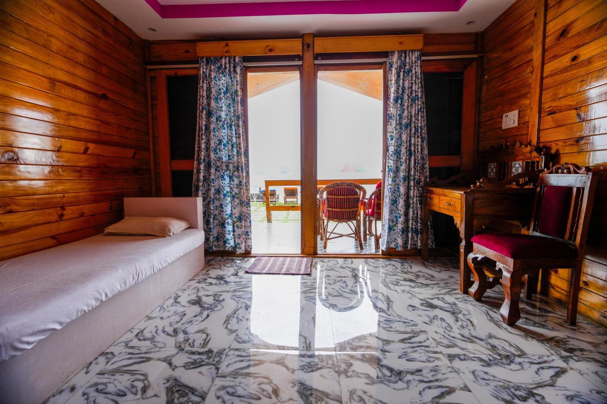 Om Sai Beach Resort อากอนดา ภายนอก รูปภาพ